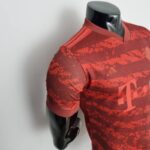 Camiseta Bayern Munich edición especial 2022-2023 lateral