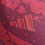 Camiseta Bayern Munich edición especial 2022-2023 logo