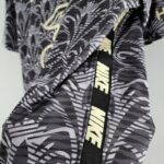 Camiseta Chelsea clásica Negra dorada 2022-2023 lateral