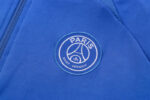 Escudo del chándal azul del Paris Saint-Germain 2022-2023