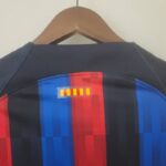 Camiseta Barcelona x Drake 2022-2023 Local dorso del cuello