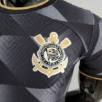 Camiseta Corinthians visitante 2022-2023 escudo