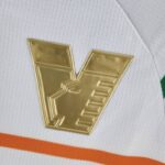 Camiseta Venezia FC visitante nueva temporada 2022-2023 escudo