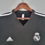 Camiseta Real Madrid entrenamiento 2022-2023 negro-morado cuello frontal