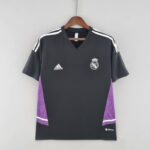 Camiseta Real Madrid entrenamiento 2022-2023 negro-morado frontal