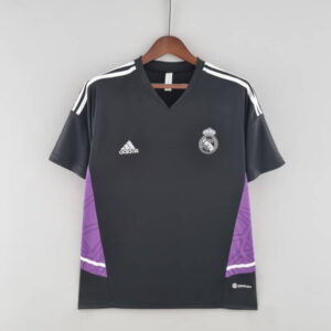 Camiseta Real Madrid entrenamiento 2022-2023 negro-morado frontal
