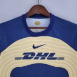 Camiseta Pumas UNAM segunda equipación 2022-2023 cuello frontal