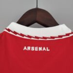 camiseta arsenal mujer 2022-2023 cuello anterior