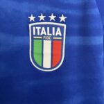 camiseta italia 2023 escudo