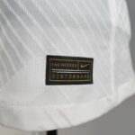 camiseta Tottenham 2022 parche