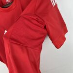 camiseta roja real madrid 2011 lateral