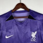 camiseta liverpool 2024 morado cuello redondo