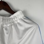 pantalón corto manchester city 2024 lateral 1