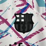 camiseta fc barcelona especial 2024 escudo