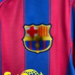 camiseta fc barcelona 2009-2010 escudo