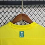 al nassr camiseta 2024 cuello anterior