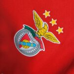 benfica camiseta 2024 escudo