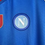 camiseta napoli 2024 escudo