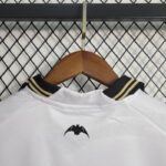 camiseta valencia blanca cuello anterior