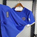 primera equipacion chelsea lateral