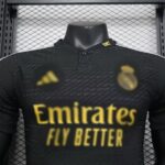 tercera equipacion real madrid 2024 pecho