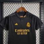 tercera equipacion real madrid frontal