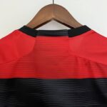 camiseta de flamengo cuello anterior
