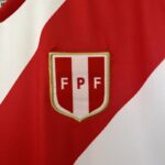 camiseta peru 2023 escudo