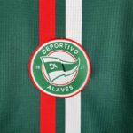 segunda equipacion alaves escudo