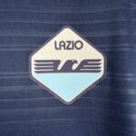 segunda equipacion lazio escudo