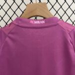 conjunto ac milan cuello anterior