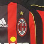 kit hace milan 2006 escudo camiseta