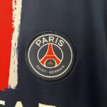 camiseta psg 2025 escudo