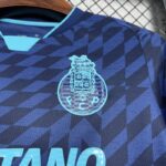 Camiseta-FC-Porto-tercera-equipacion-escudo-2024-2025