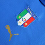 Camiseta-retro-italia-2006-escudo
