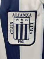 camiseta alianza 2024 escudo