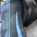 camiseta negra argentina 3 estrellas lateral