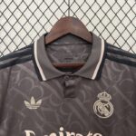 Camiseta Real Madrid Blanco y negro 2024/2025 - Imagen 3