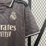 Camiseta Real Madrid Blanco y negro 2024/2025 - Imagen 7