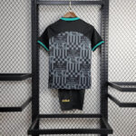 kit-liverpool-negra-espalda