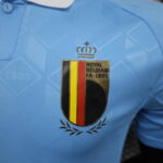 segunda-camiseta-belgica-escudo