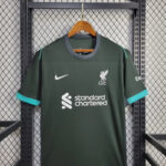 segunda-camiseta-liverpool-2025-pecho-frontal