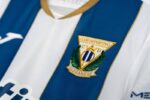 camiseta-leganes-primera-equipacion-2024-2025-escudo