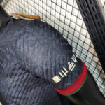 camiseta-portugal-edicion-especial-negro-cr7-2023-2024-puño-izquierdo