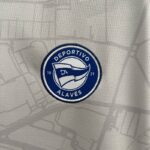 Camiseta Alaves segunda equipacion 2025 escudo