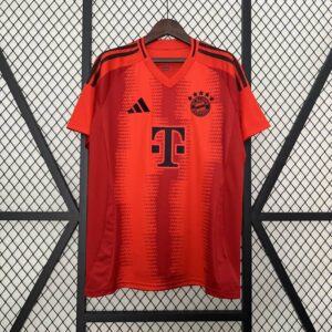 Camiseta Bayern Munich primera equipacion version fan 2025