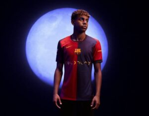 Camiseta FC Barcelona Primera Equipacion Coldplay versión jugador 2025 POST