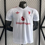 Camiseta manchester united blanca 2025