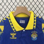 Conjunto Las Palmas segunda equipacion Niño kids 2025 cuello