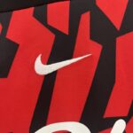 Conjunto Mallorca primera equipacion Niño kids 2025 logo